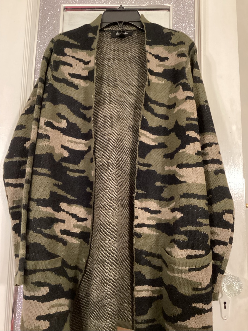 Women's Camouflage Open-Front Cardigan Sweater - Olive/Black/Tan